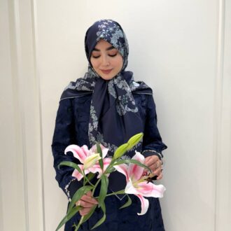 روسری ابریشم کجراه دو رو شمیم